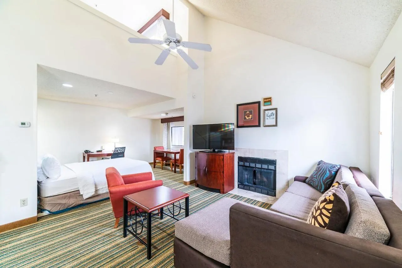 Metro Phoenix Loft Sleeps 6