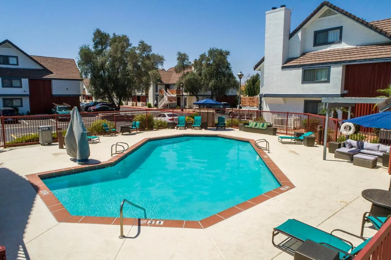 Metro Phoenix Loft Sleeps 6 United States