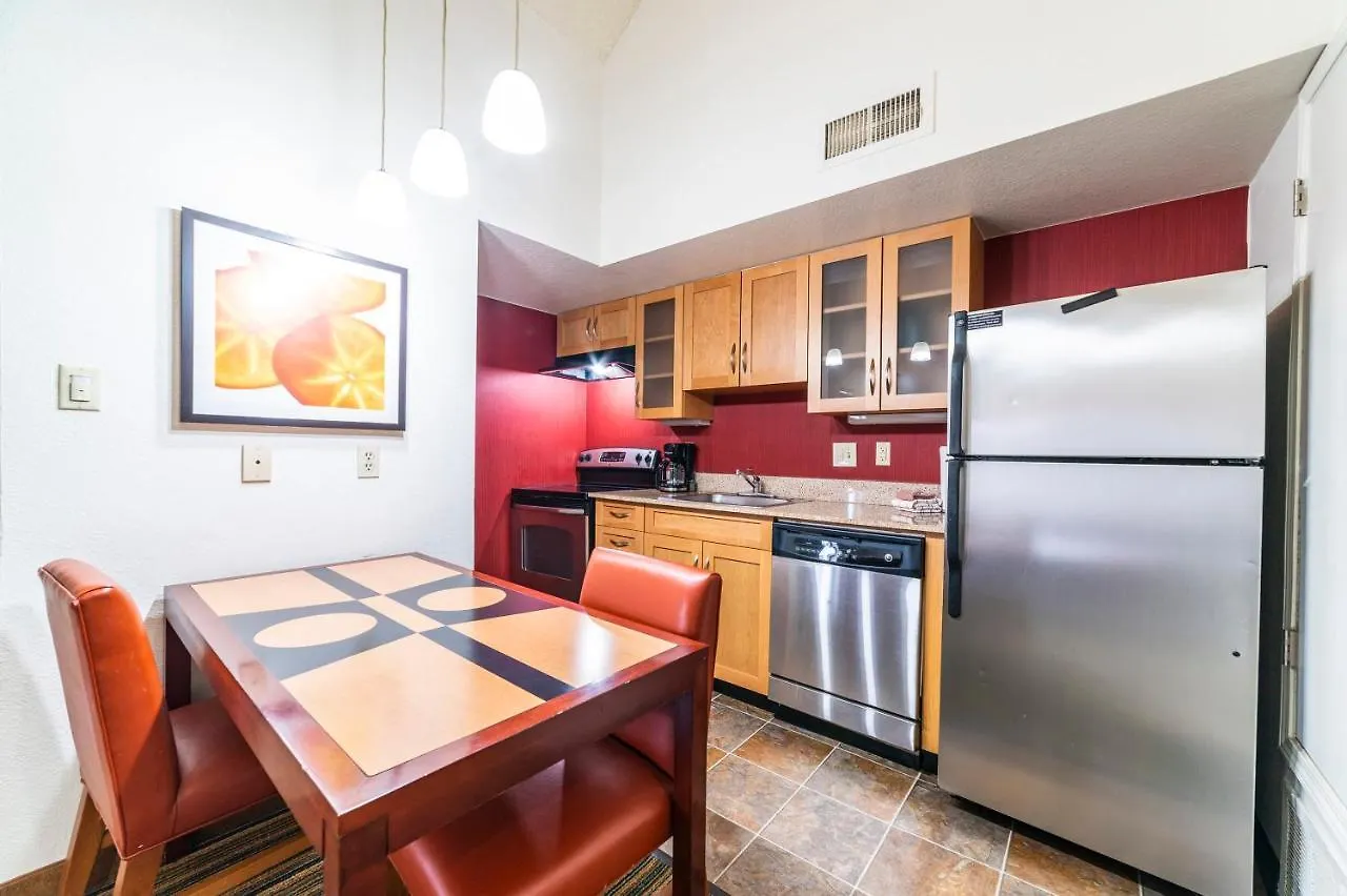 Metro Phoenix Loft Sleeps 6 0*,